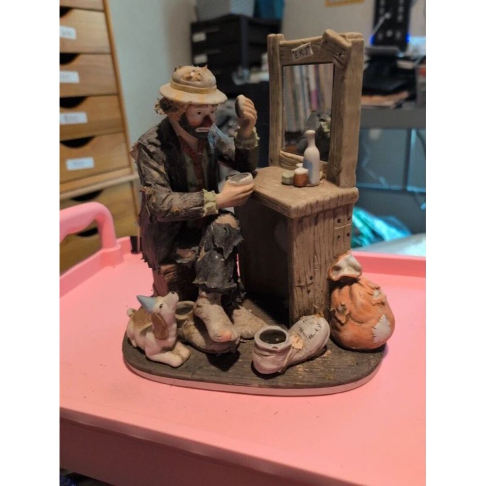 C-1 Emmett Kelly Jr. Makeup collectible figurine